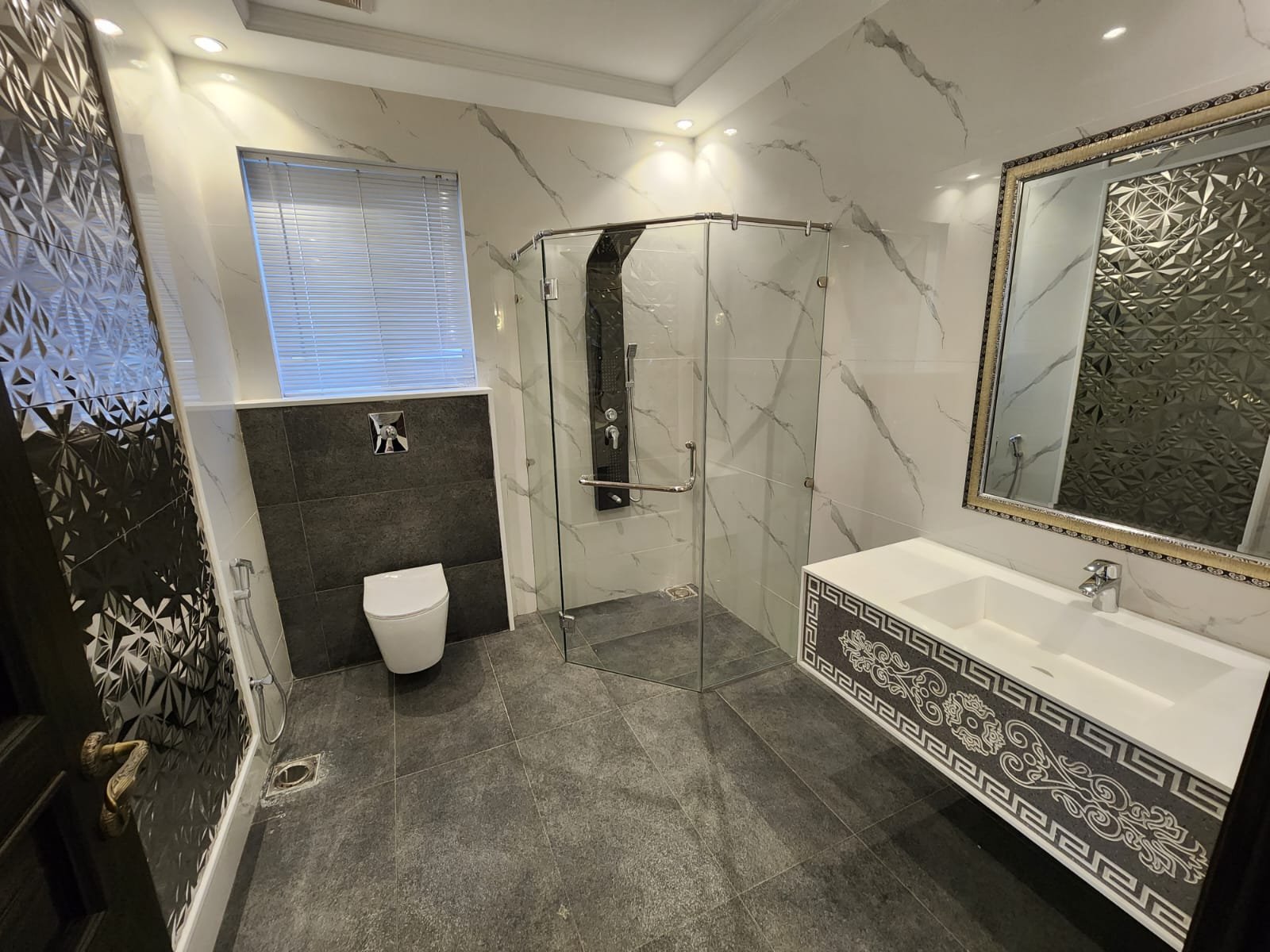 WhatsApp Image 2022-12-13 at 2.30.48 PM